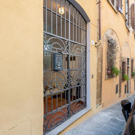 Magnoli & Ponte Vecchio Apartment Florence Luaran gambar