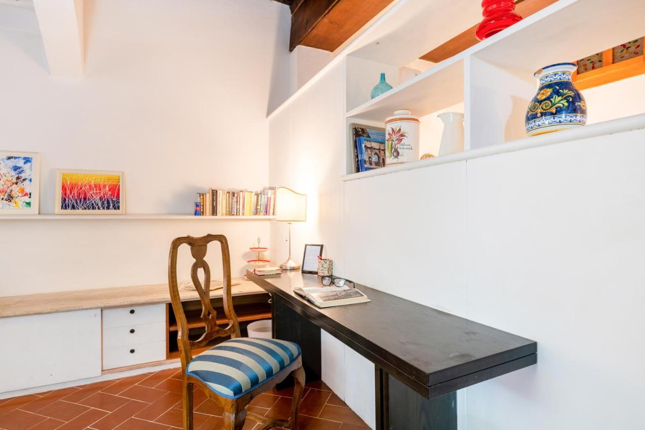 Magnoli & Ponte Vecchio Apartment Florence Luaran gambar